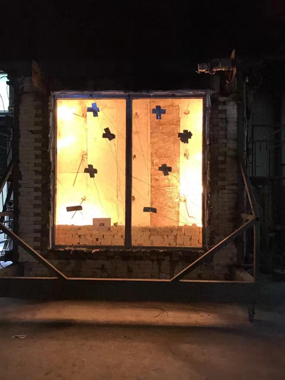 防火玻璃门，不锈钢防火玻璃门，不锈钢玻璃防火门