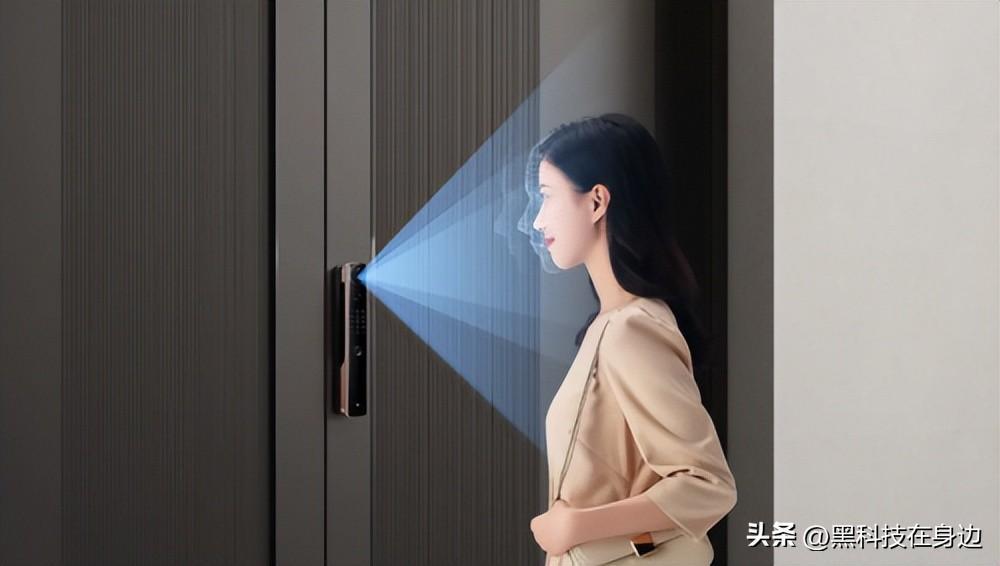 可以自进化的人脸锁，才是智能锁一步到位的选择！