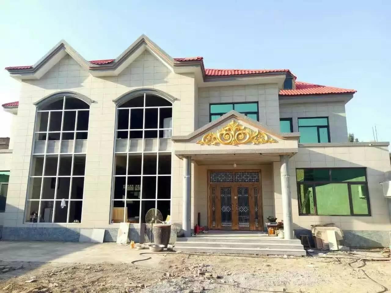 为什么盖房子一定要把大门做好？看了这15栋别墅你懂了吗？