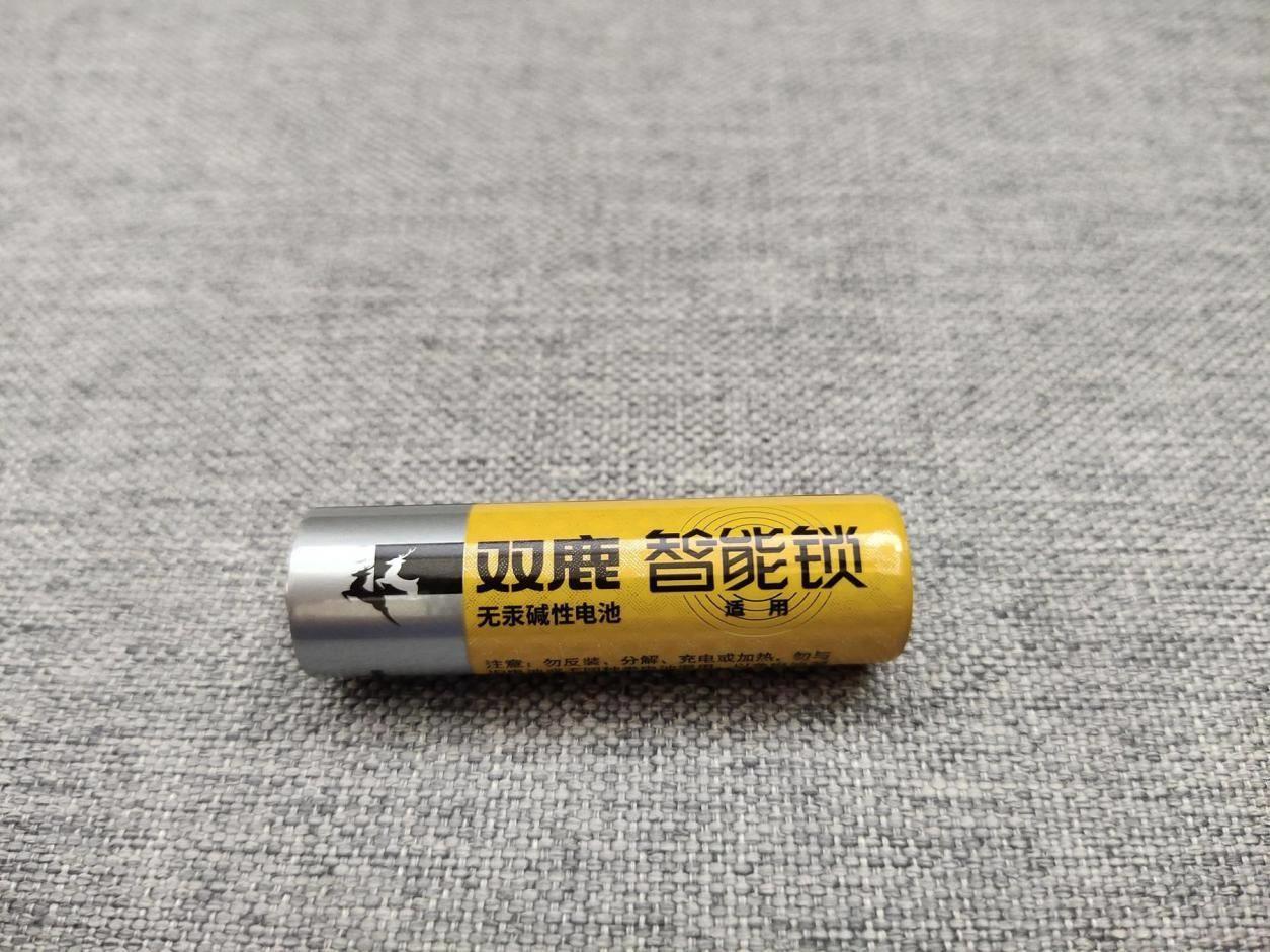 智能锁经常没电？甚至还漏液？你可能需要双鹿智能锁专用电池