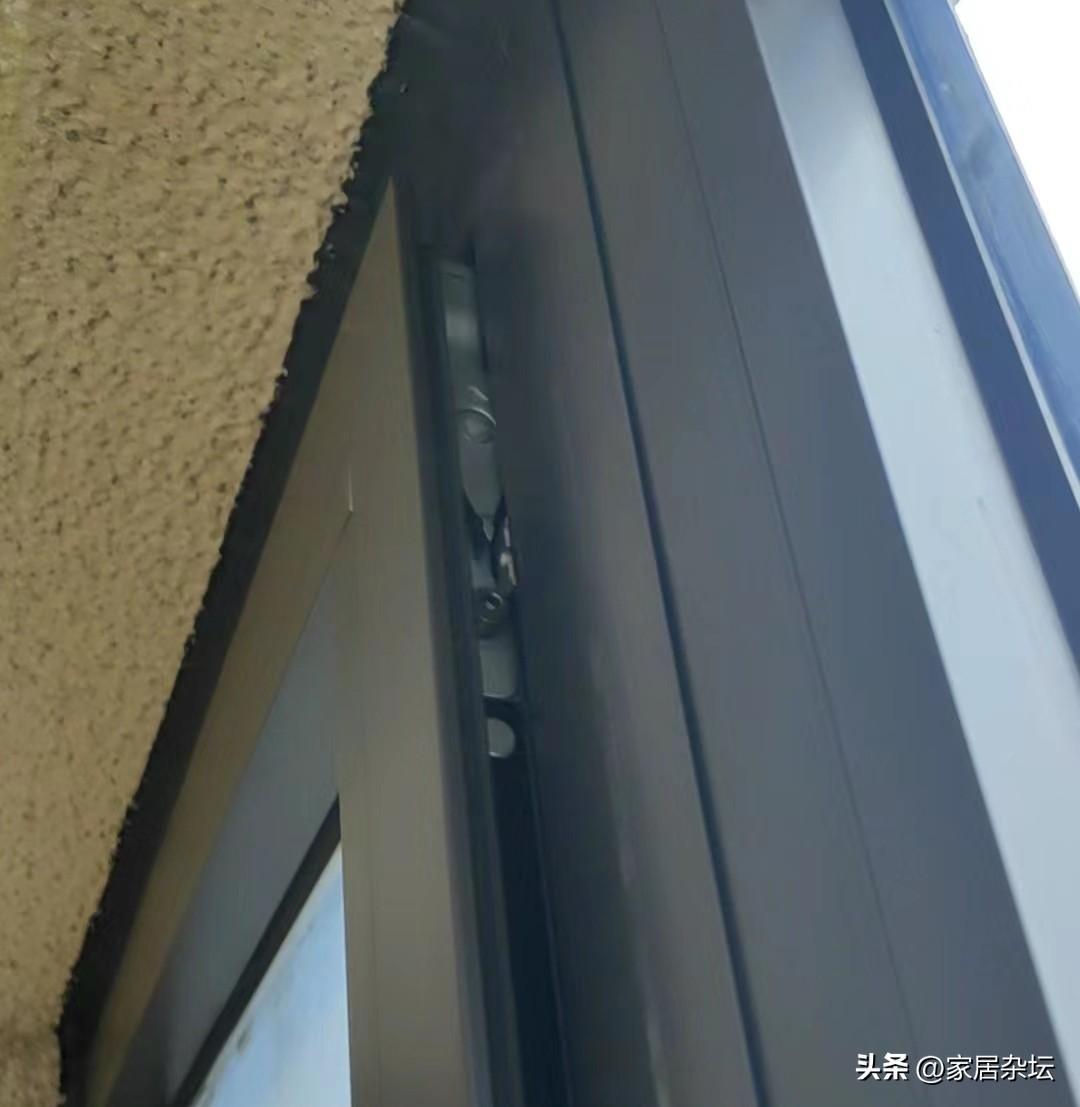 老房翻新一定要换窗户？建议：重点看这4个方面，出现1个就得换