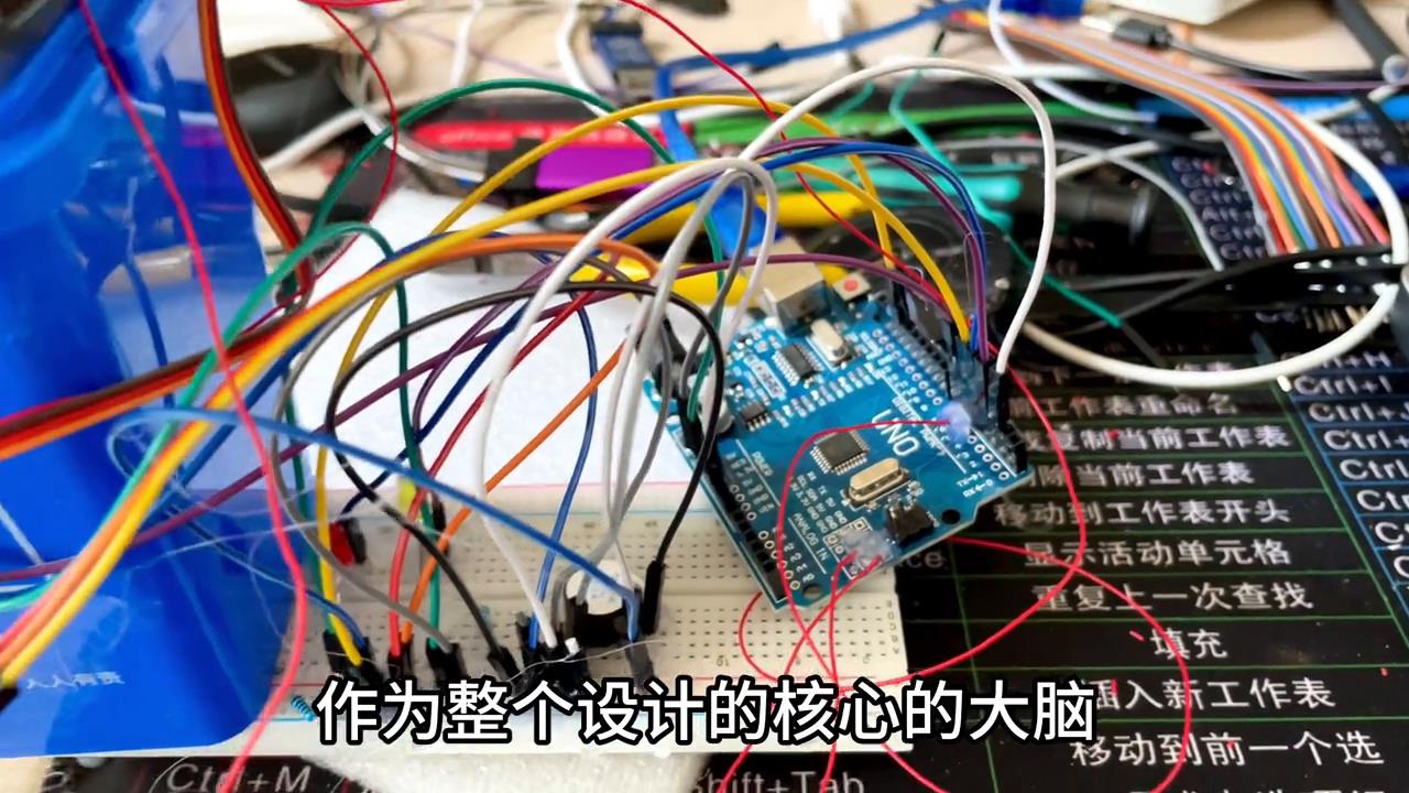 Arduino创意设计之-红外自动感应智能垃圾桶，带垃...