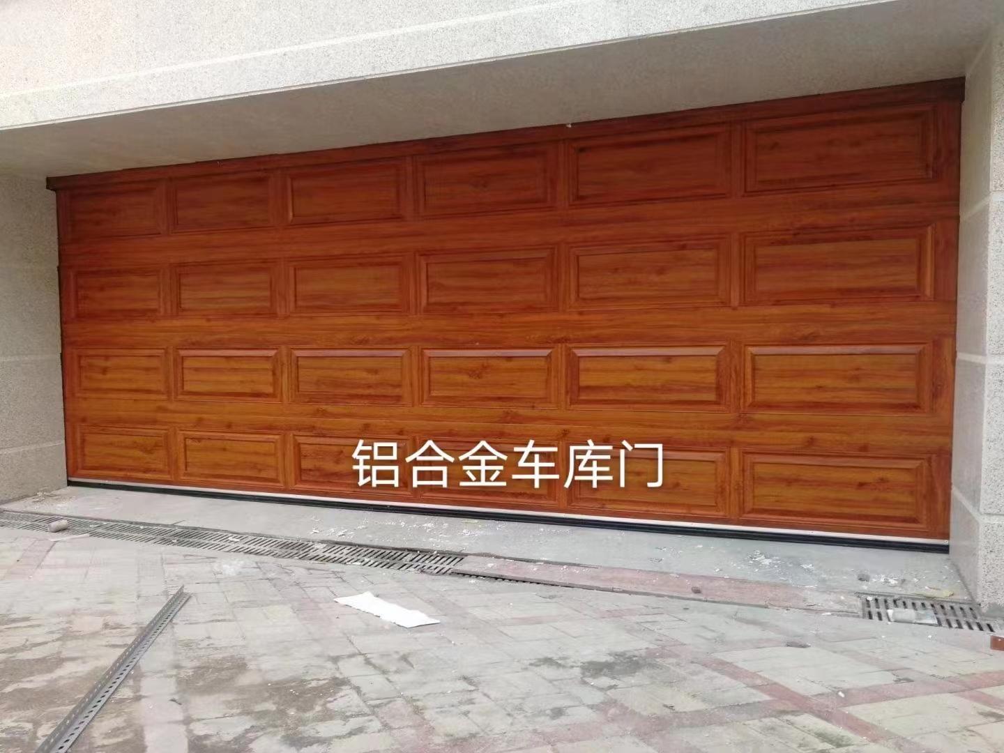 怎么防止车库门自动开