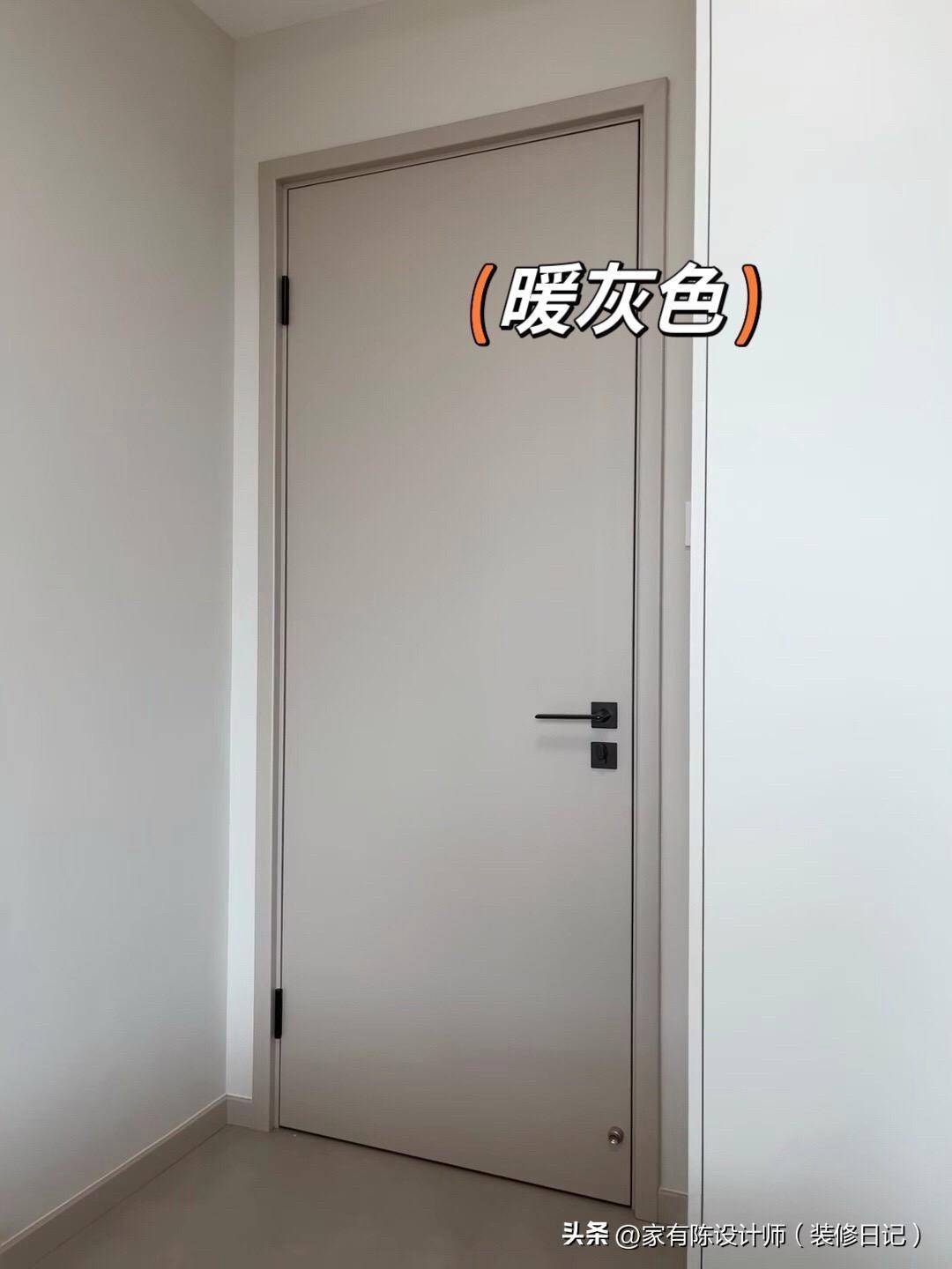 告别千篇一律，网红木门挑选秘籍，打造你的专属‘门’面担当