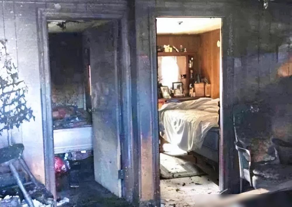 睡觉时该不该关卧室门？专家透露：事关生死！开着能提高存活几率