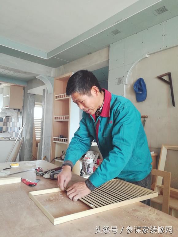裝修實拍！直播30年老木工現場制作百葉門，這手藝我服瞭！