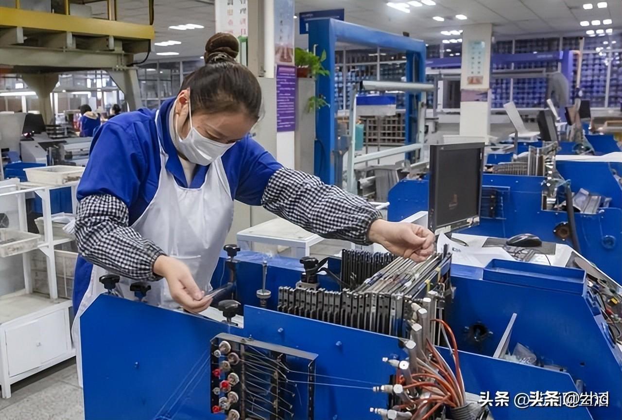 晚上睡覺時，臥室門敞開著好還是關著好？不是迷信提醒一下傢人