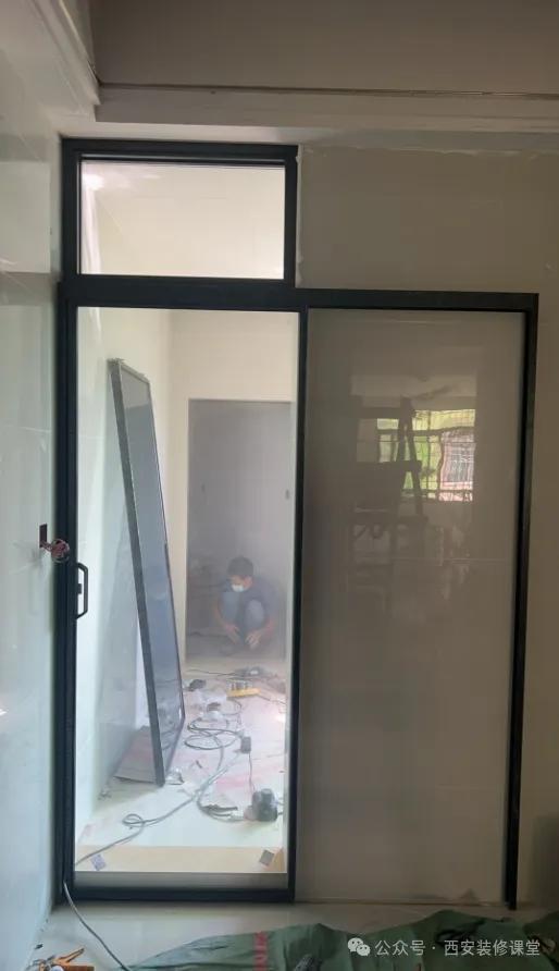 Kitchen door overturning curse, if you see it early, why spend money to learn a lesson