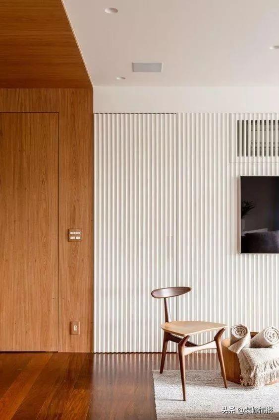 These invisible doors can\'t be found unless you look carefully.