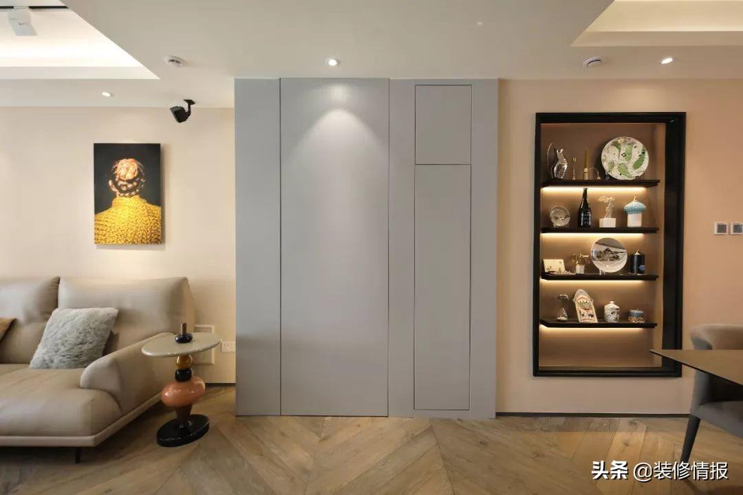 These invisible doors can\'t be found unless you look carefully.