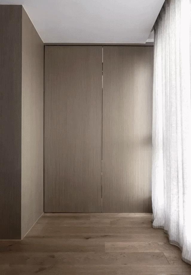 Are folding doors useless, or are they really practical?