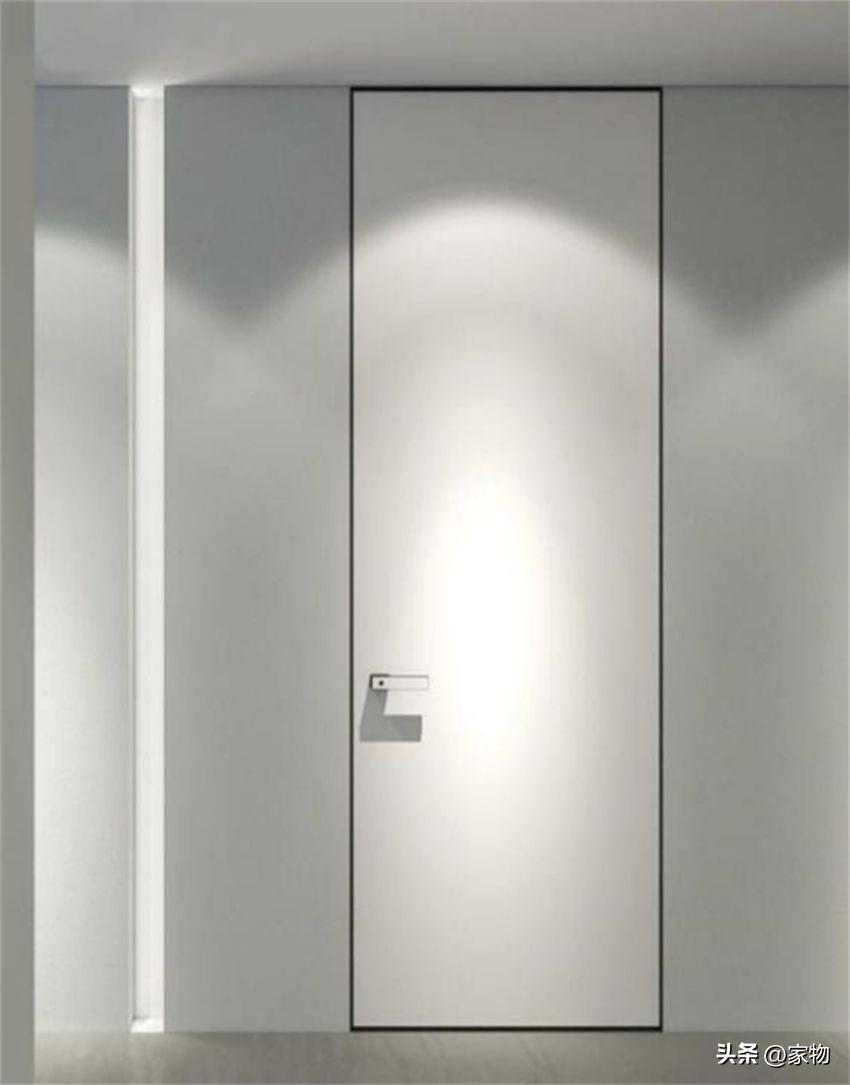 Why have solid wood doors been gradually left out in recent years, while \"aluminum wooden doors\" have become more and more popular?