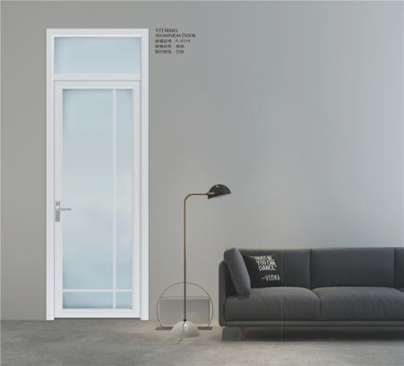 What is a swing door? What are the features of custom swing doors?
