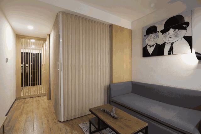 Are folding doors useless, or are they really practical?