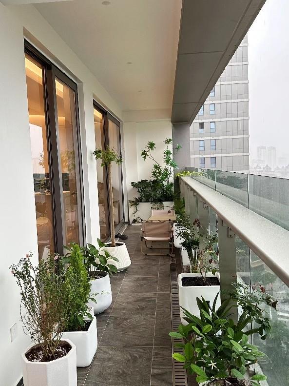 Just do this if you don’t want to seal off the balcony, and the effect will be good!
