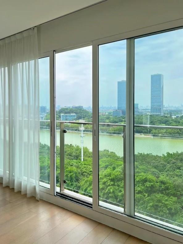 Just do this if you don’t want to seal off the balcony, and the effect will be good!