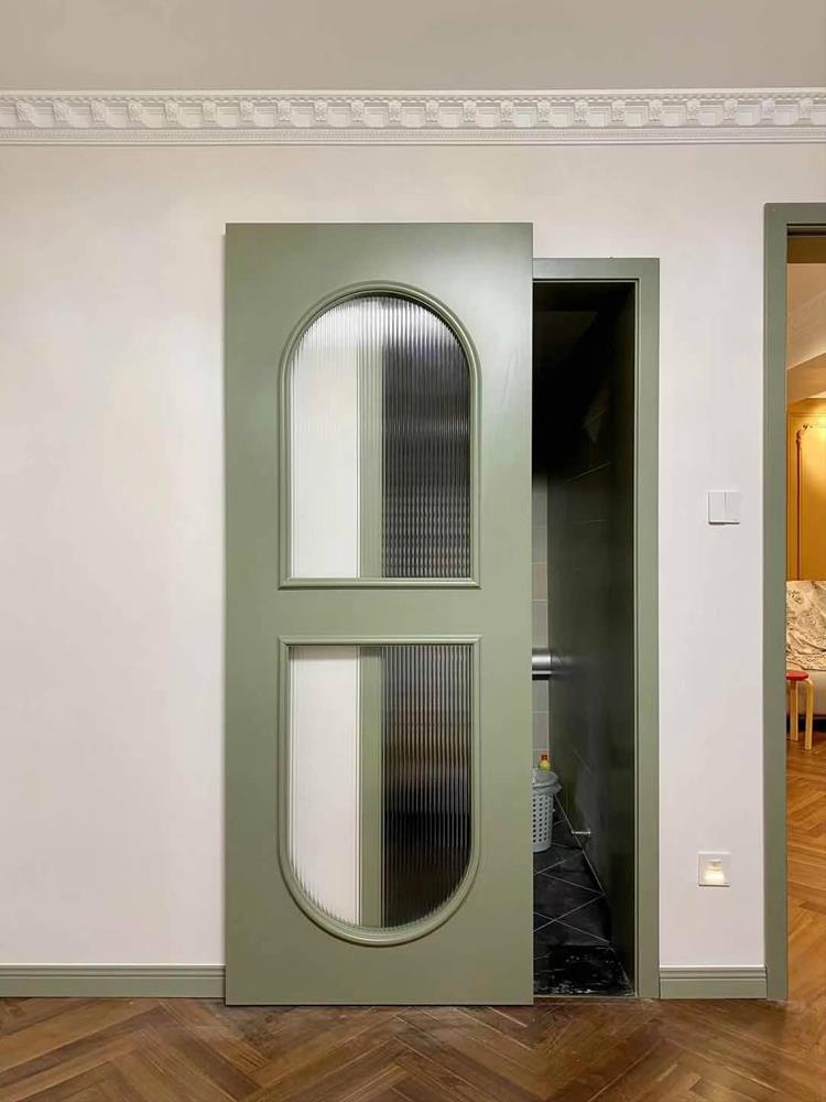 Why do many people now choose to install “ghost doors” in their kitchens? After experiencing it, I found that it is really good