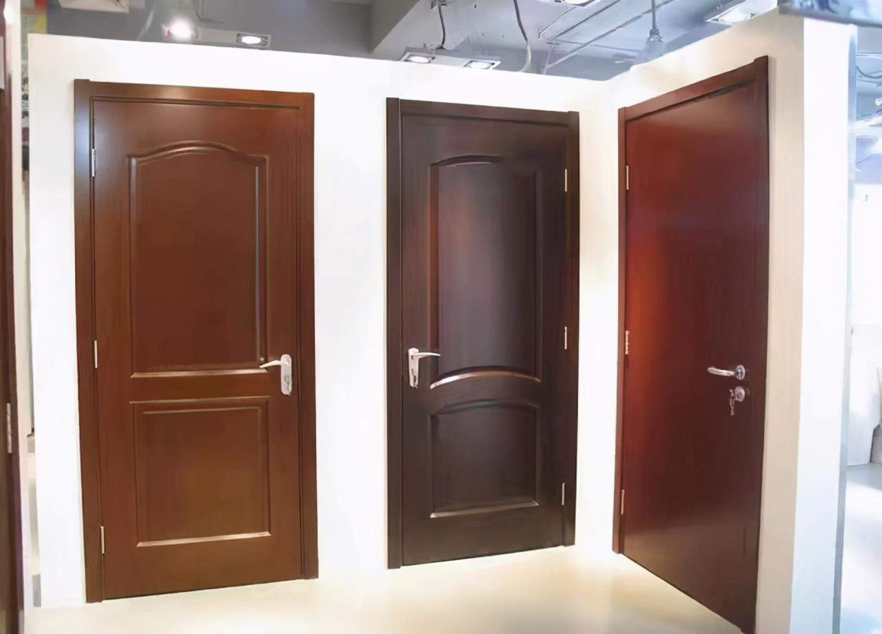 How to buy cost-effective wooden doors? Pay attention to these 5 points when purchasing, the boss will not dare to cheat you