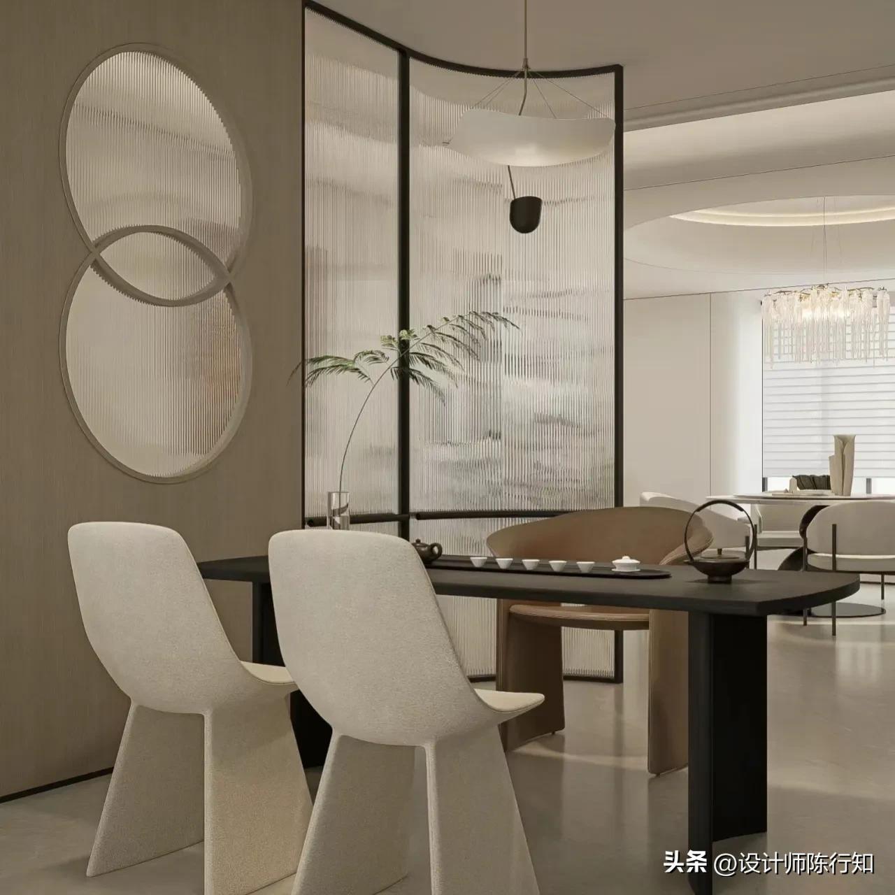 Installing \"Changhong glass doors\" in bathrooms is a common practice. It is popular nowadays and is both beautiful and practical!