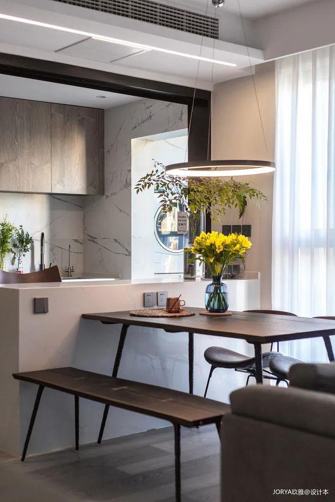 4 cabinet doors turn into room doors, turning the home into a \"secret room\". This is the correct way to use invisible doors