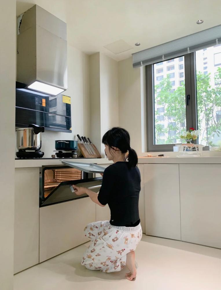 A family’s kitchen in Liaoning was found to have 100,000 fans because of its exquisite decoration. Netizens said: It’s so high-end.