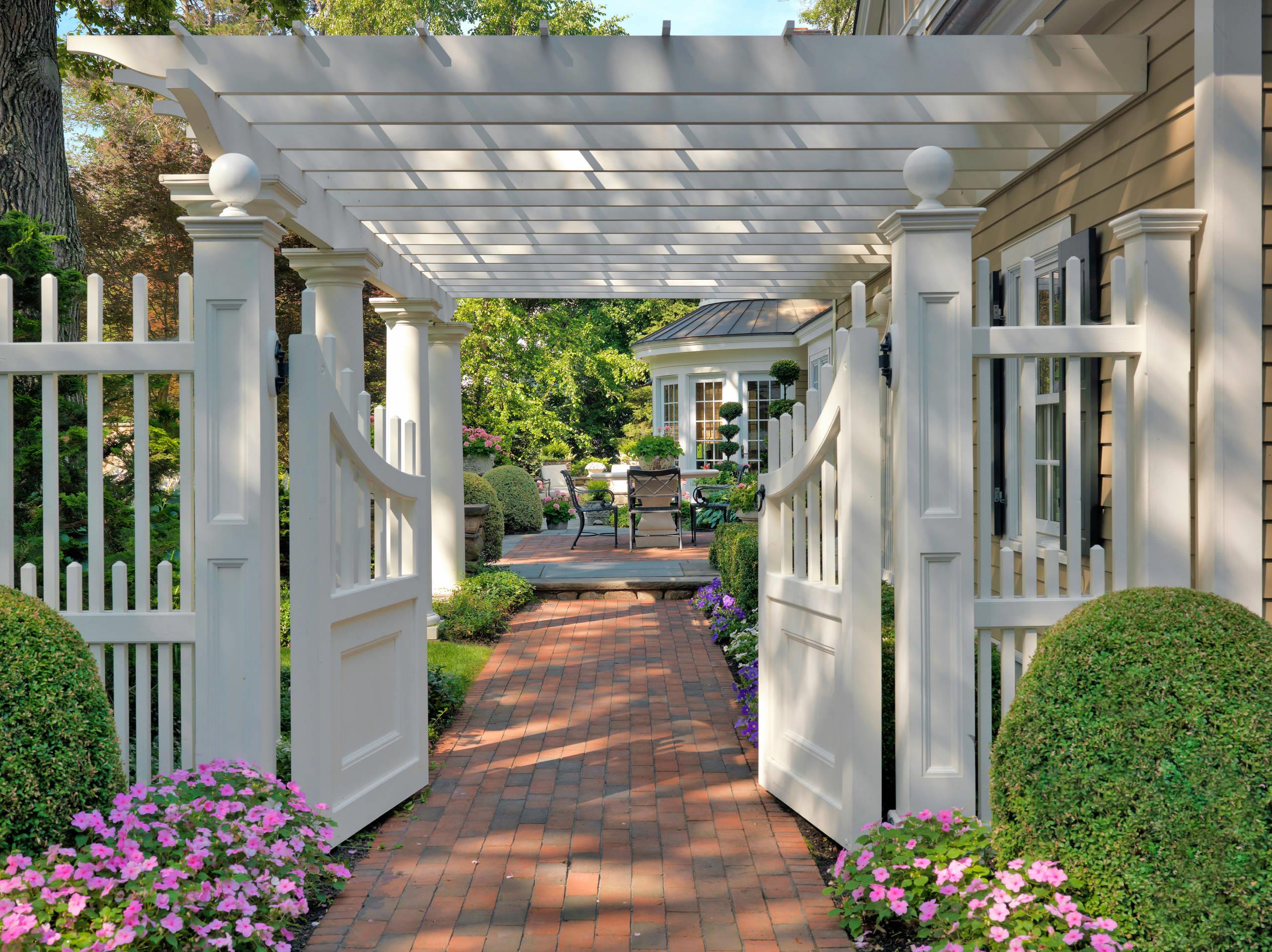This patio entrance door is something you’ll never forget once you take a look at it.