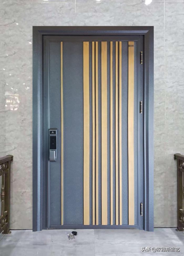 \"Decoration Knowledge\" Cast aluminum doors VS copper doors, who is your \"front door\"?