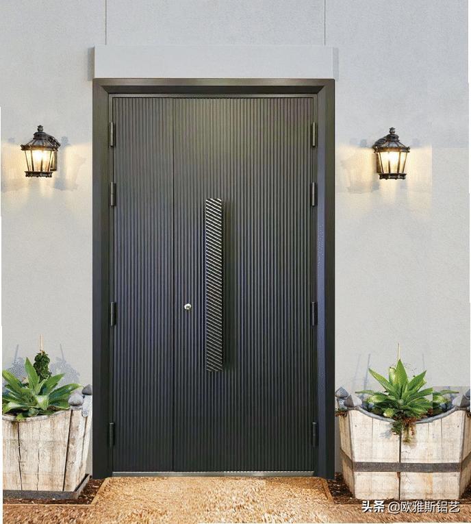\"Decoration Knowledge\" Cast aluminum doors VS copper doors, who is your \"front door\"?
