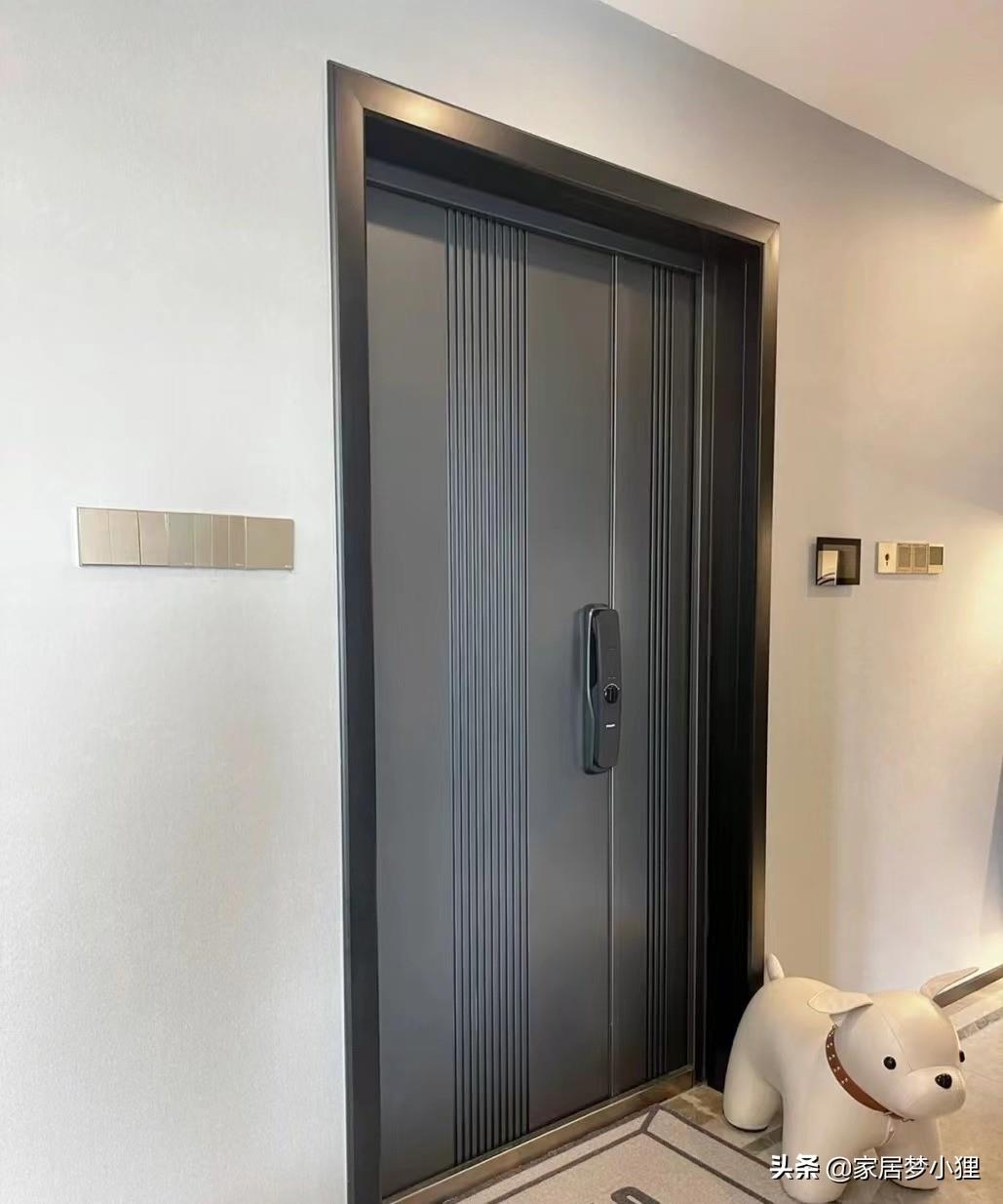 When decorating a new house, do you need to replace the entrance door installed by the developer? When will it be replaced? Don’t worry after reading it