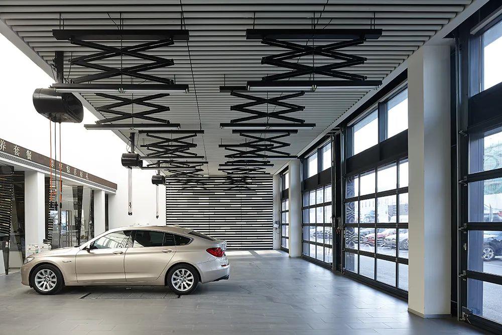World Safety and Health Day | Safety design for Hörmann industrial doors