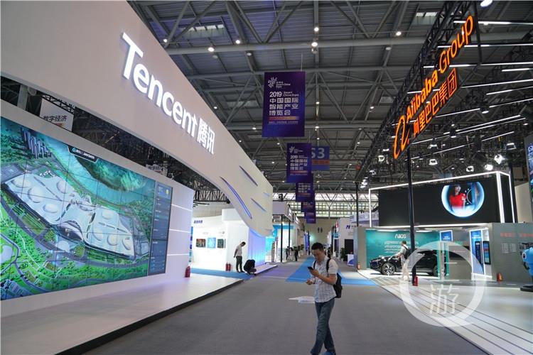 \"5G+Bullet\" high interaction, iris recognition smart door, many cool high technologies are waiting for you at the Smart Expo