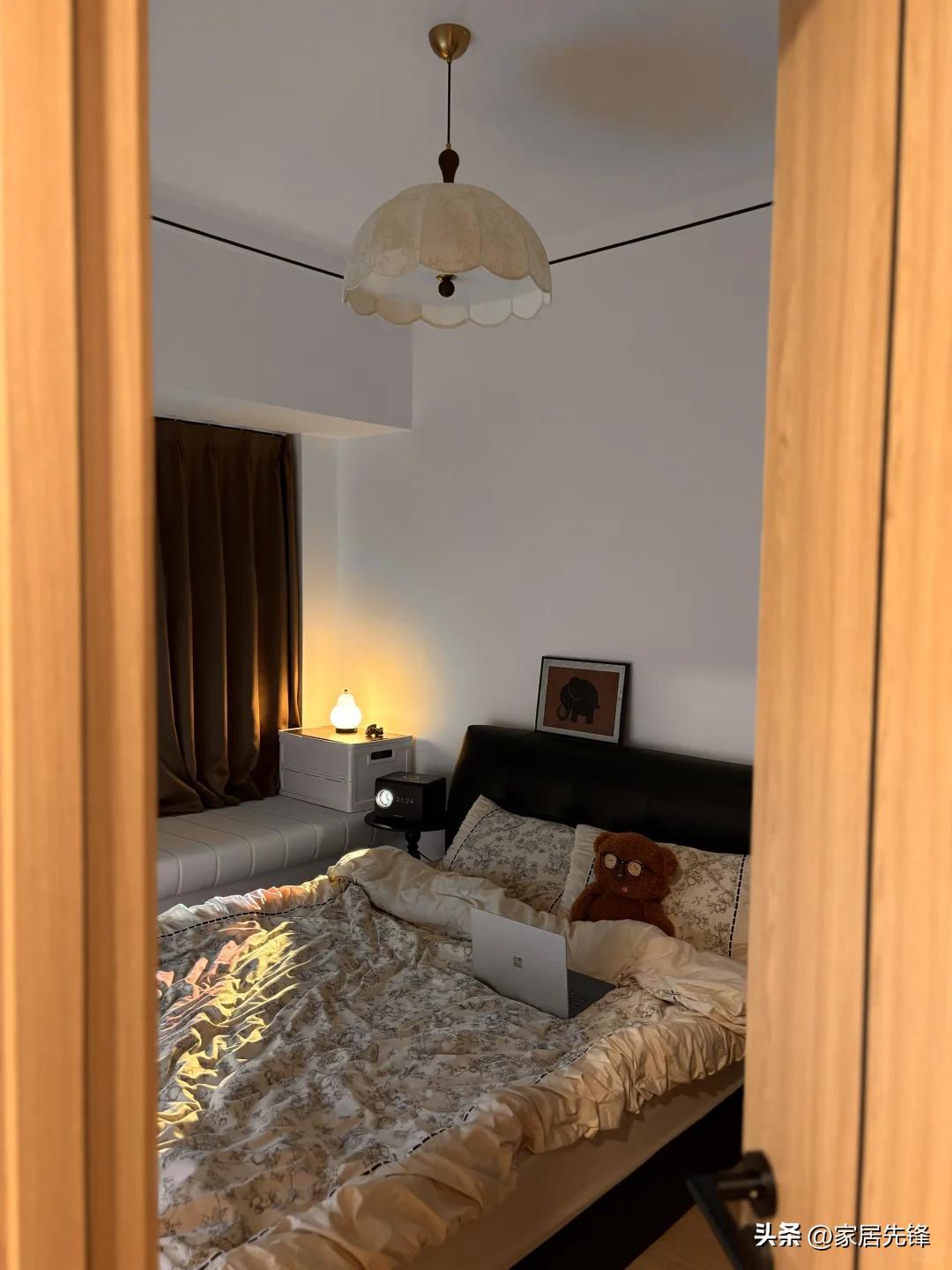 When sleeping, should you close the \"bedroom door\"? Not nonsense, but scientifically based