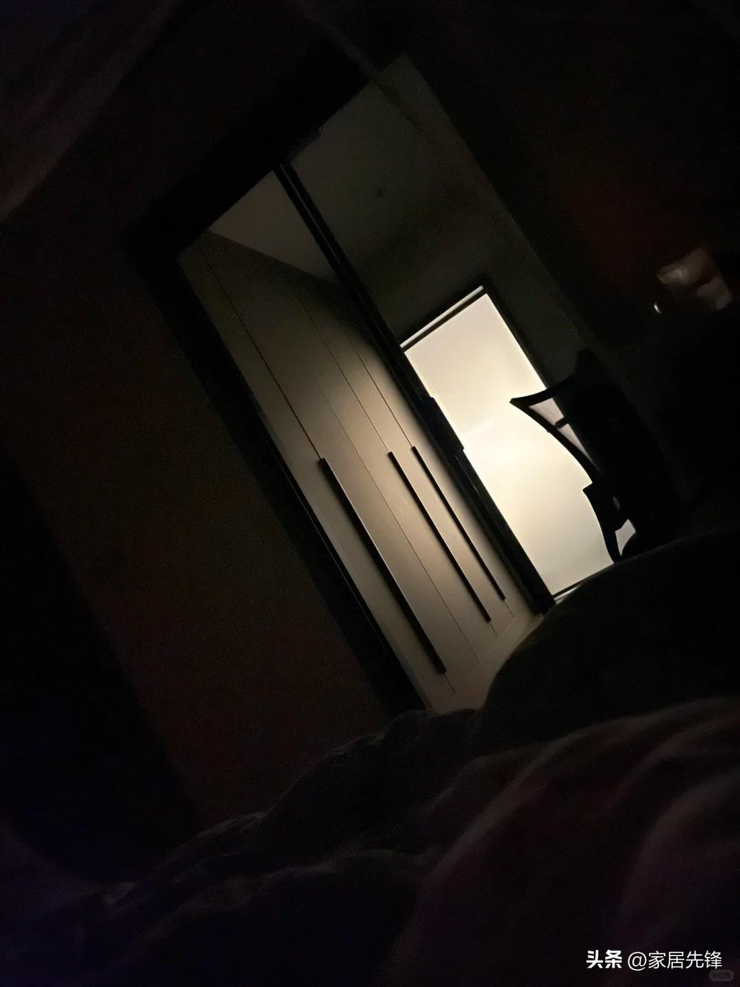 When sleeping, should you close the \"bedroom door\"? Not nonsense, but scientifically based