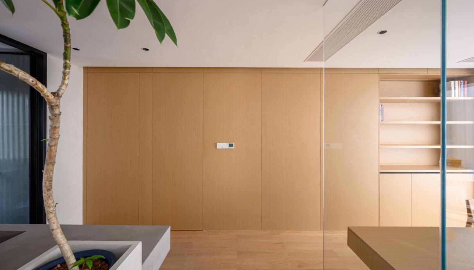 No wonder no door covers are needed in decoration nowadays! After seeing her 130㎡ home, I realized how refreshing it is