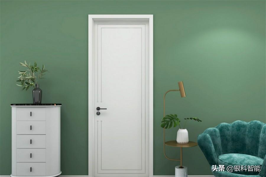 If you want to change your smart lock, but don’t know how to install it, why not come in and have a look?