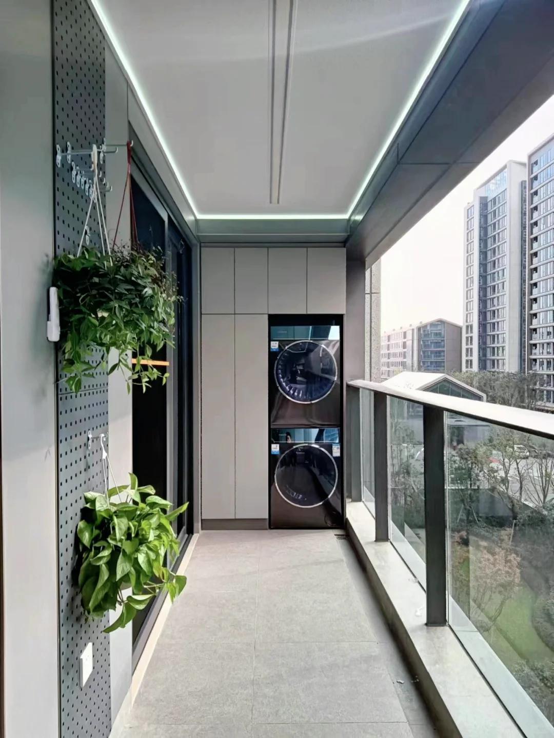 4 super practical balcony design solutions to help you use your balcony space efficiently