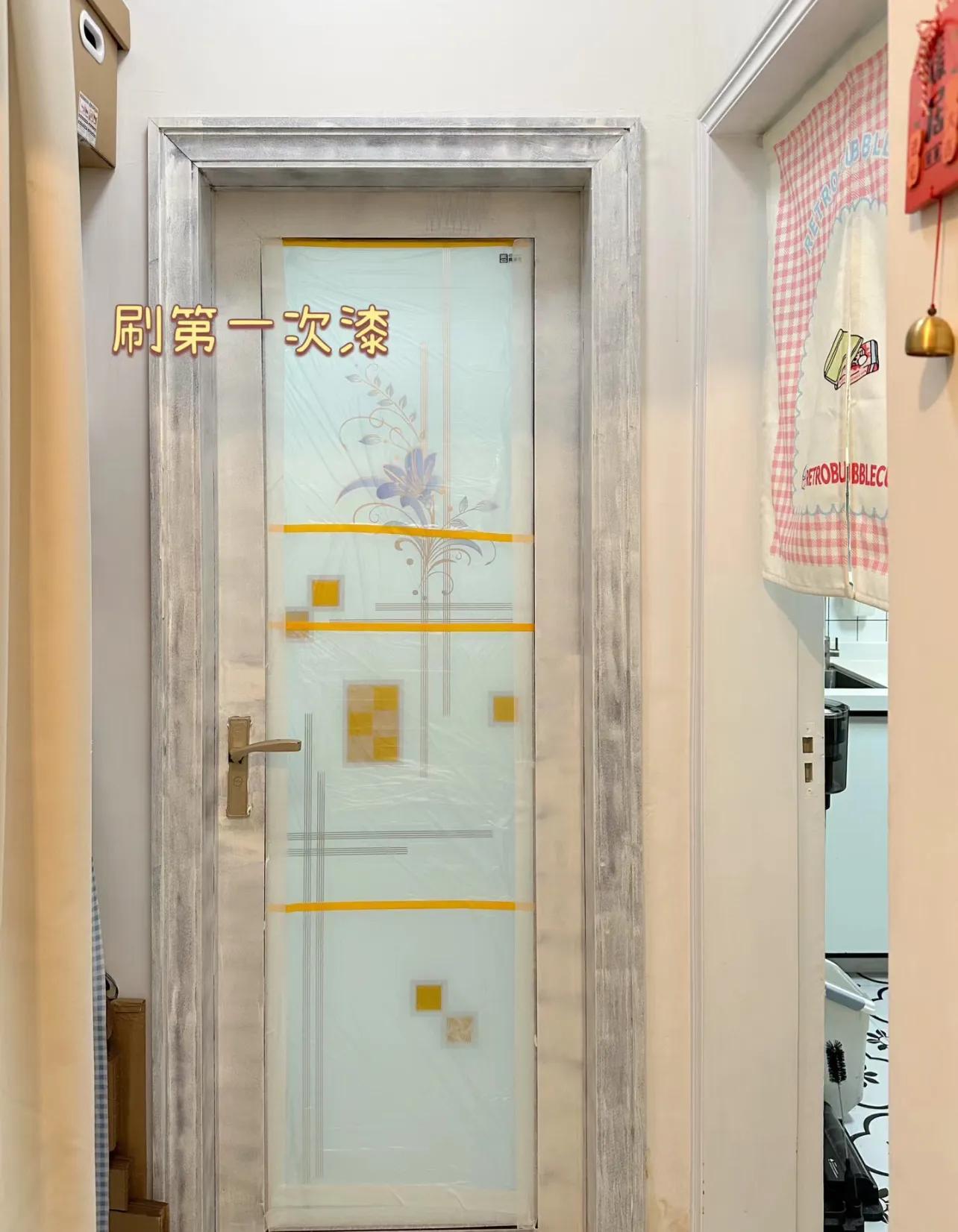 Ugly door counterattack: less than 100, \"replaced a door\" for the bathroom