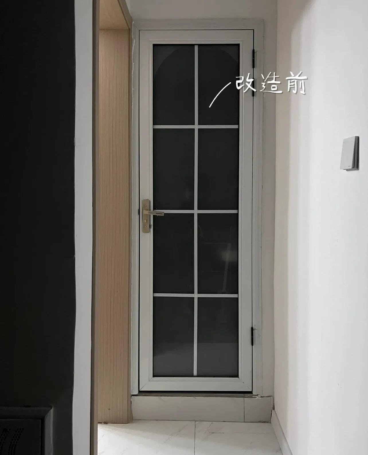 Ugly door counterattack: less than 100, \"replaced a door\" for the bathroom