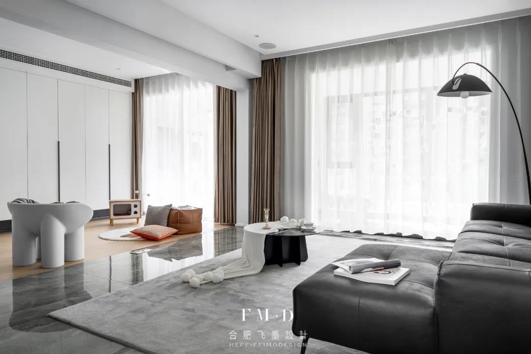Take stock of the 10 most popular design styles at the moment. If you are decorating, pick the one you like.