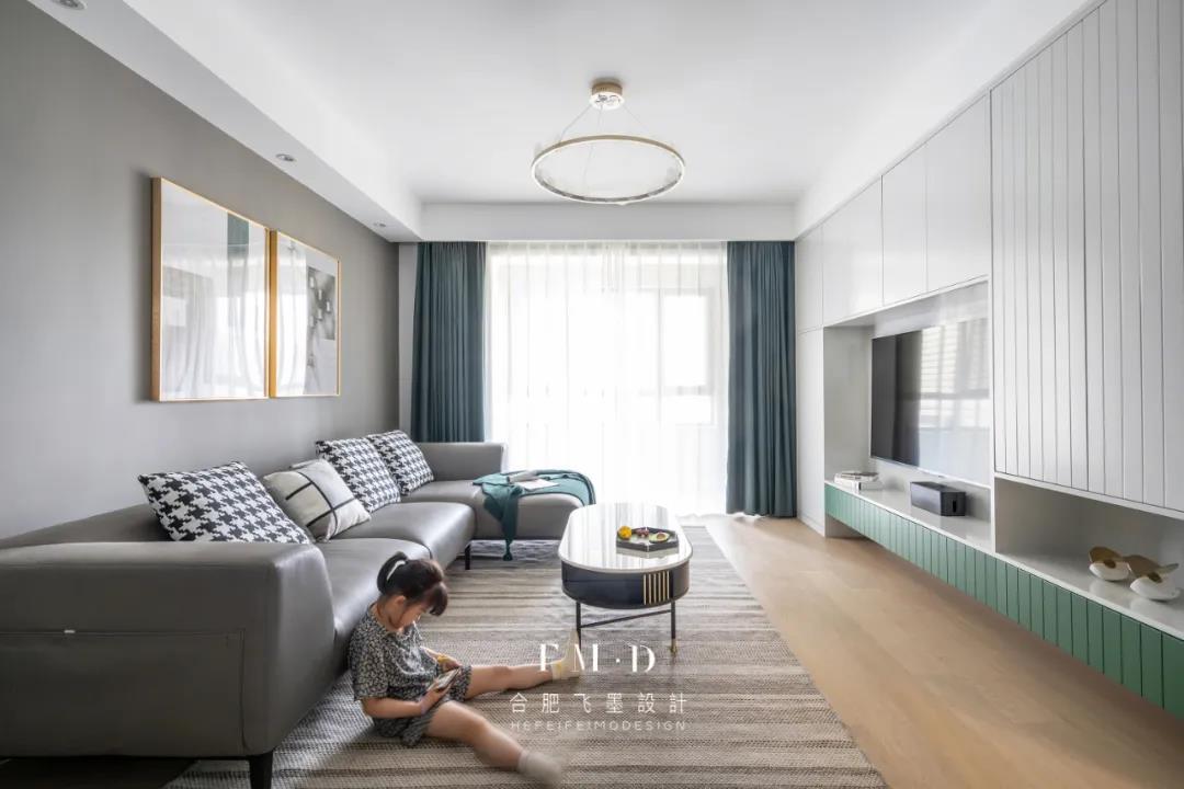 Take stock of the 10 most popular design styles at the moment. If you are decorating, pick the one you like.