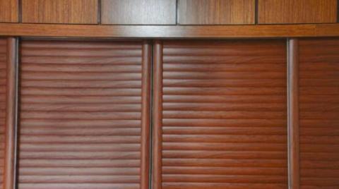 How to choose wardrobe door material? Start with 3 major points to give your wardrobe a good \"face\"