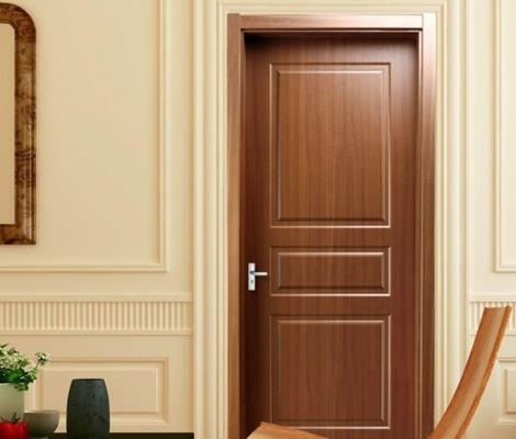 Is it better to use a painted door or a paint-free door? I was almost cheated by the merchant