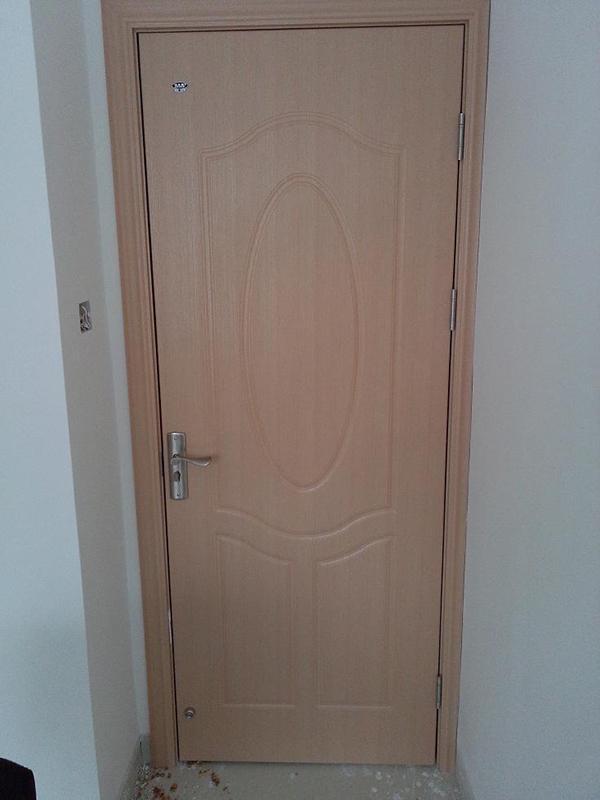 Is it better to use a painted door or a paint-free door? I was almost cheated by the merchant