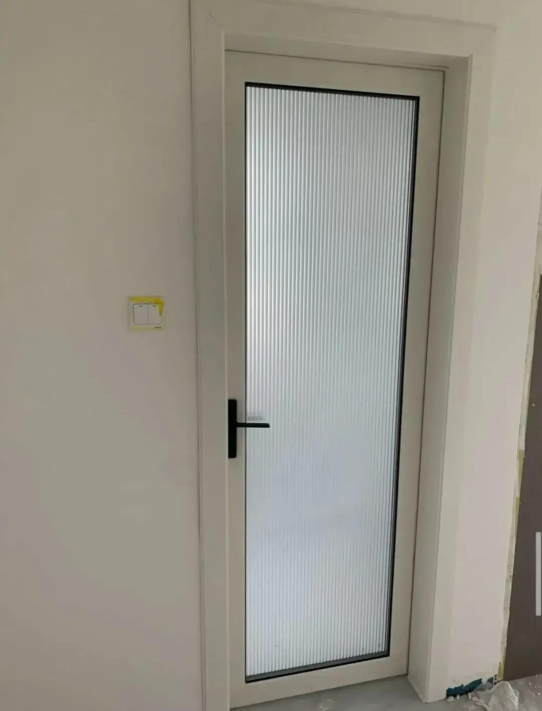 Actual photo of bathroom door decoration effect in new house decoration