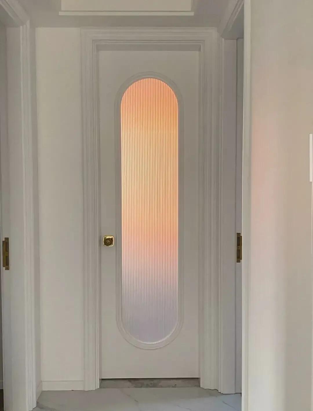 Actual photo of bathroom door decoration effect in new house decoration