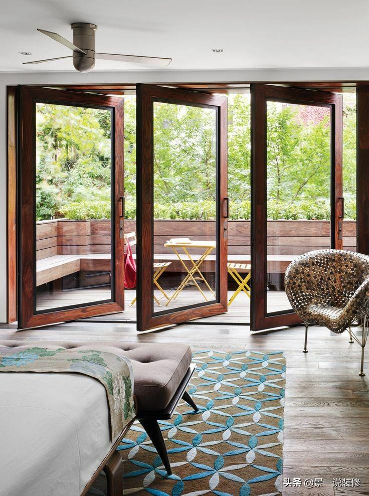 During the original decoration, the balcony and the living room were not merged, and a folding door was made. After moving in, I found that it was really wise.
