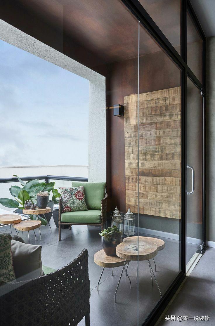 During the original decoration, the balcony and the living room were not merged, and a folding door was made. After moving in, I found that it was really wise.