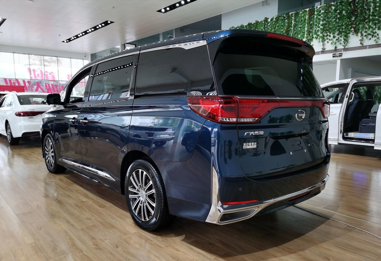 \"Alfa\" among domestic MPVs, 2.0T + electric doors, the new Trumpchi M8 is really domineering