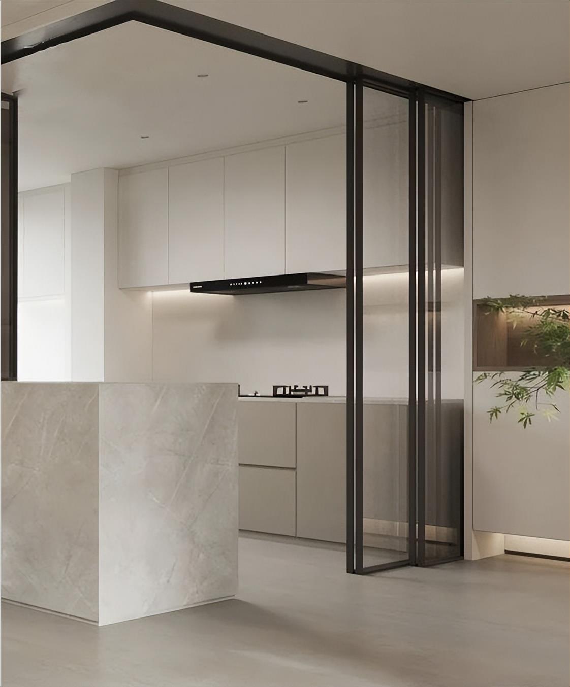 I stepped on a trap once, this time I have to knock down the kitchen partition wall and install a three-link sliding door instead of hanging rails.