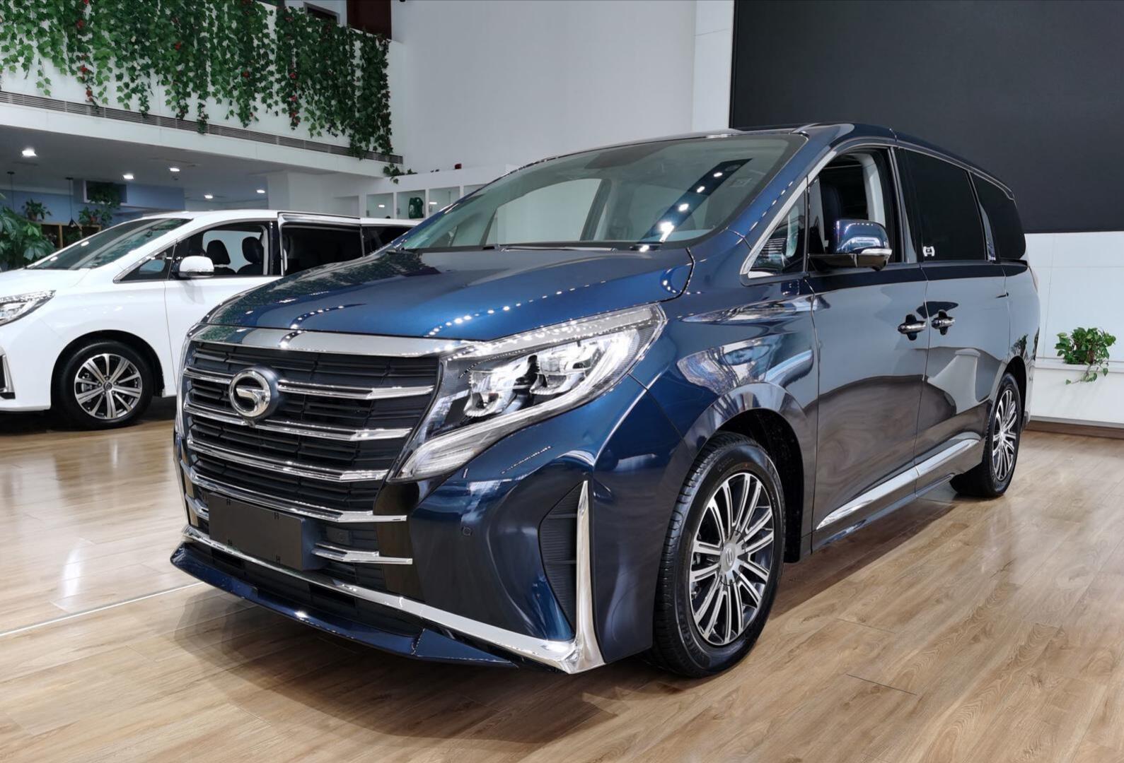 \"Alfa\" among domestic MPVs, 2.0T + electric doors, the new Trumpchi M8 is really domineering